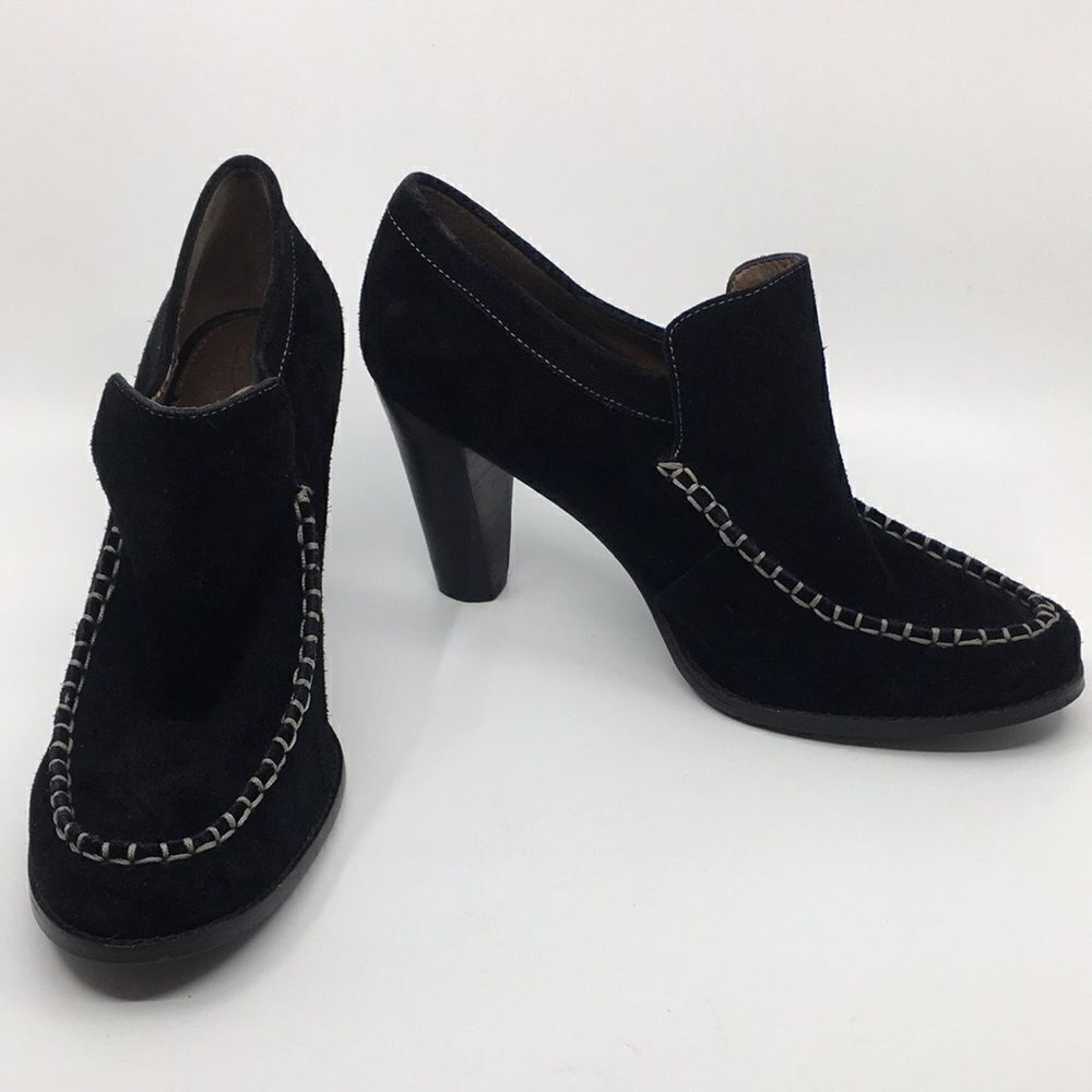 B MAKOWSKY Heeled Black Suede Loafers Sz 11 **slightly flawed**